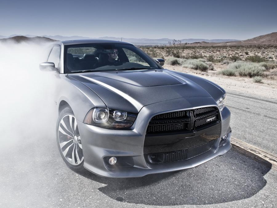  Dodge Charger SRT8 2011 года  (фото 15 из 22)
